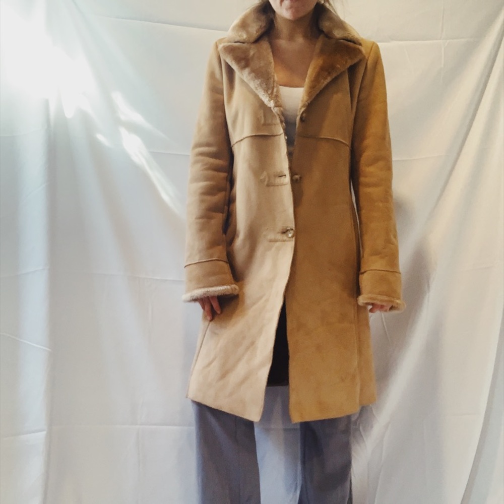 Vintage tan sport / trench coat with warm inside